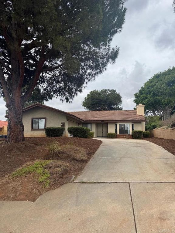 1906 Odell Circle, Vista, CA 92084 — photo 2