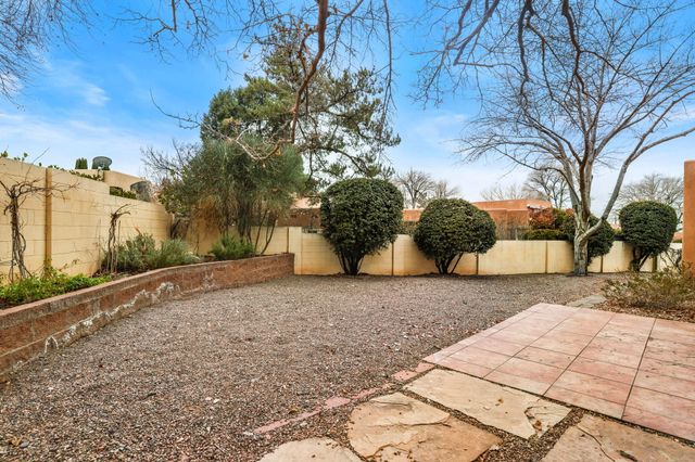 6420 Prairie Road NE, Albuquerque, NM 87109