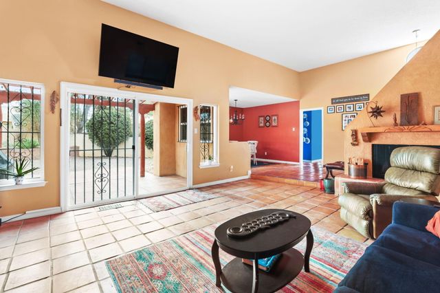 6420 Prairie Road NE, Albuquerque, NM 87109