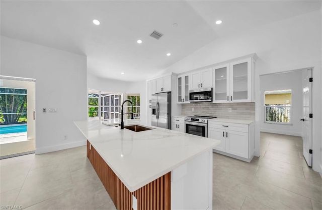 1712 SW 51st ST, Cape Coral, FL 33914