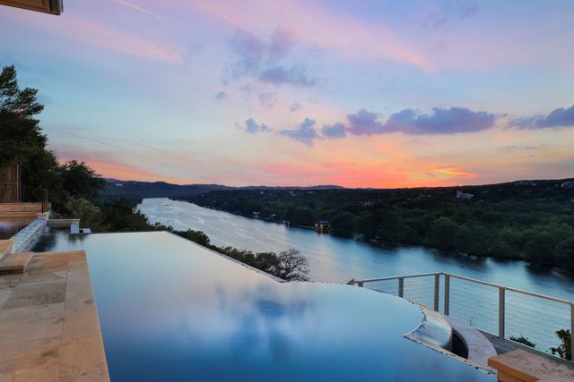 4402 Aqua Verde DR, Austin, TX 78746