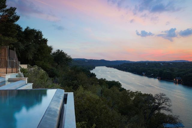 4402 Aqua Verde DR, Austin, TX 78746