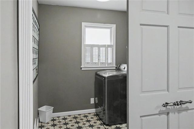 112 Maple Drive, Cartersville, GA 30120