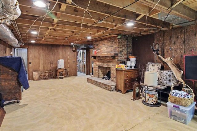 112 Maple Drive, Cartersville, GA 30120