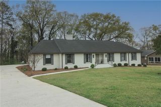 112 Maple Drive, Cartersville, GA 30120