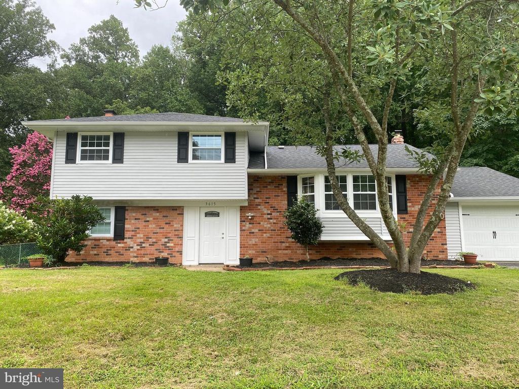 3615 LAGUNA CT, Randallstown, MD 21133