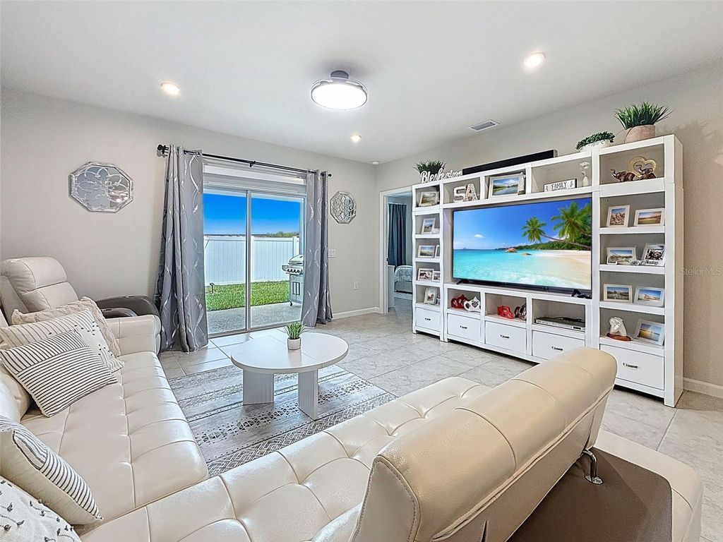 Image 20 of property listing at 322 VOLTAIRE DRIVE, Spring Hill, FL 34609