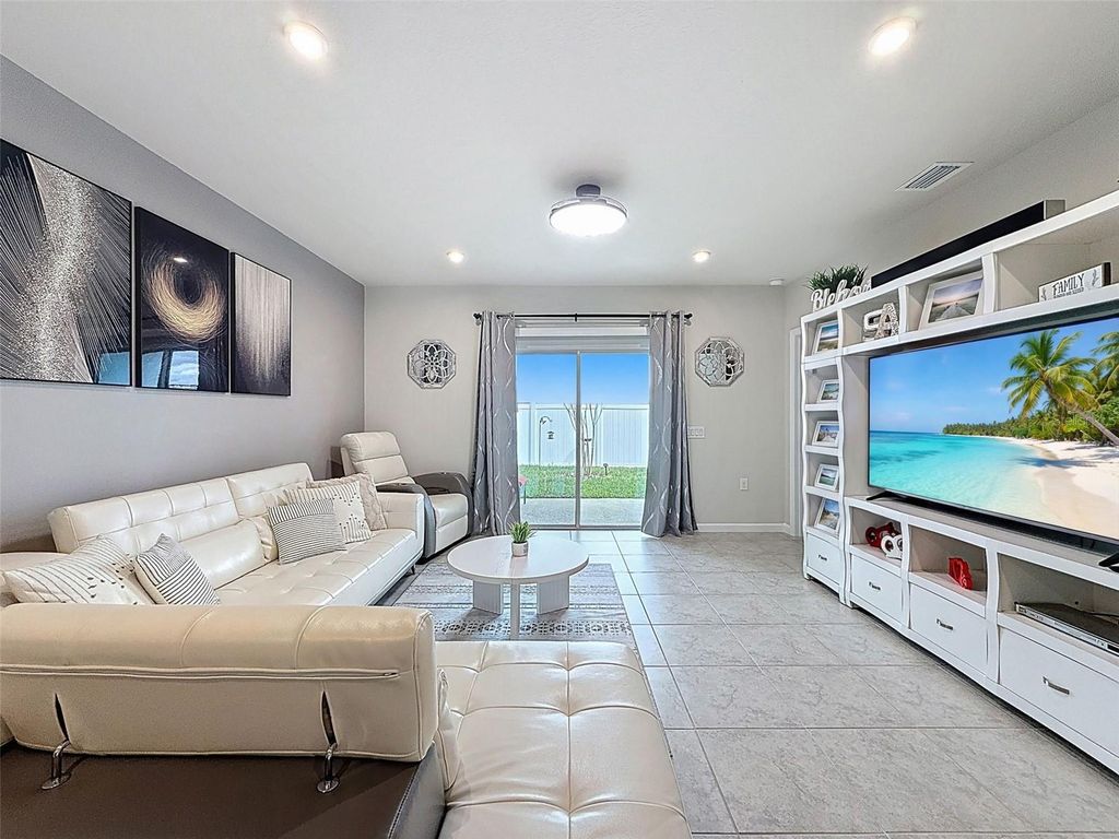 Image 21 of property listing at 322 VOLTAIRE DRIVE, Spring Hill, FL 34609