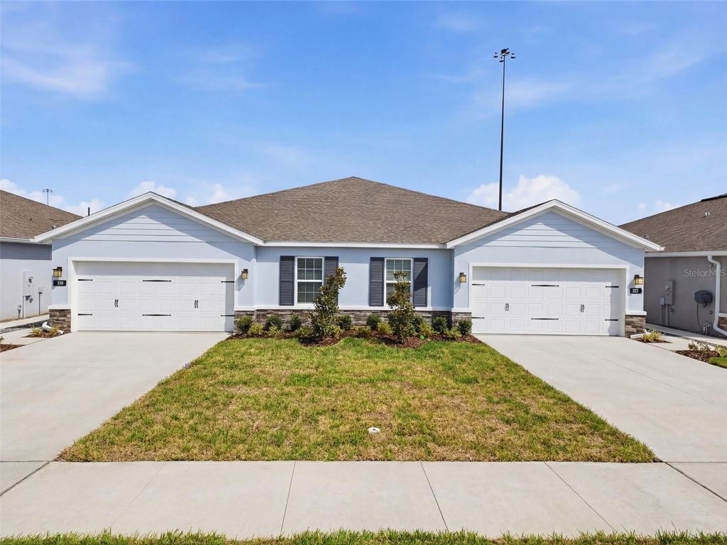 Image 4 of property listing at 322 VOLTAIRE DRIVE, Spring Hill, FL 34609