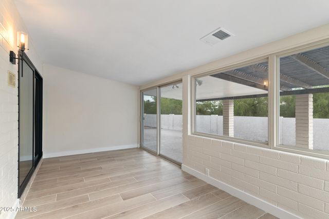 6802 N 22ND Place, Phoenix, AZ 85016