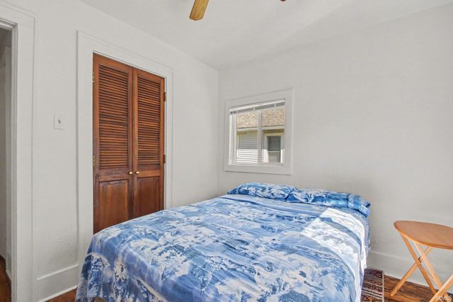 817 E Victoria Street, South Bend, IN 46614