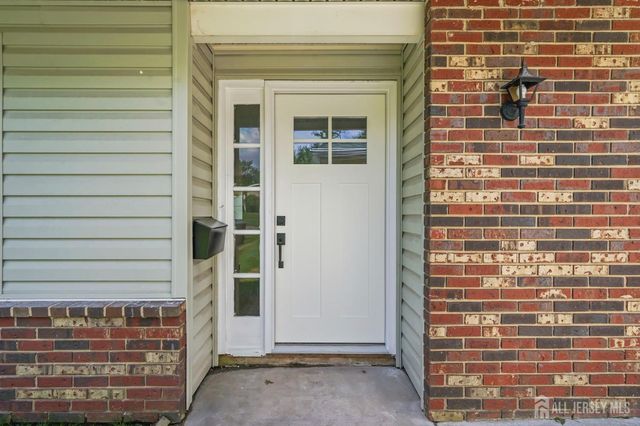 164 Kalmia Plaza 164A, Monroe, NJ 08831