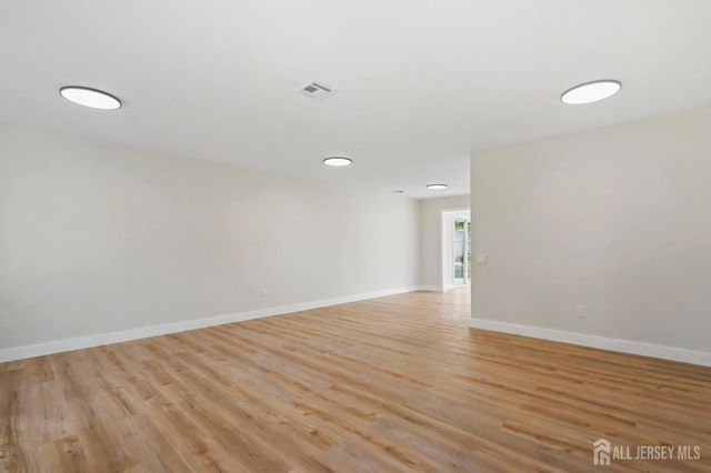 164 Kalmia Plaza 164A, Monroe, NJ 08831
