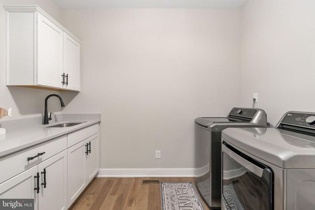 261 WASHINGTON ST, Locust Grove, VA 22508