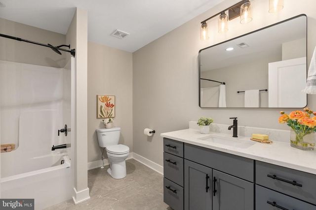 261 WASHINGTON ST, Locust Grove, VA 22508