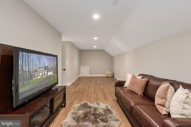 261 WASHINGTON ST, Locust Grove, VA 22508