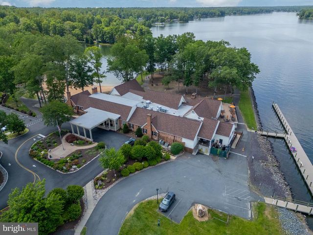 261 WASHINGTON ST, Locust Grove, VA 22508