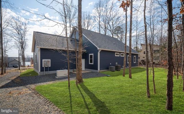 261 WASHINGTON ST, Locust Grove, VA 22508