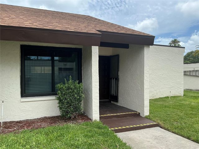 2207 BELLEAIR ROAD B22, Clearwater, FL 33764