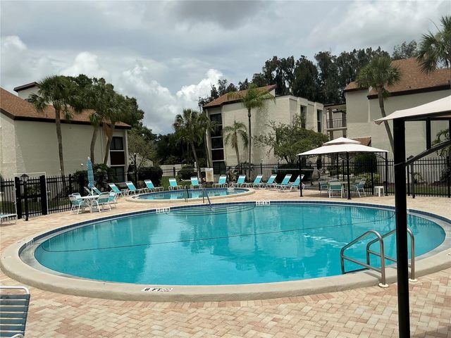 2207 BELLEAIR ROAD B22, Clearwater, FL 33764