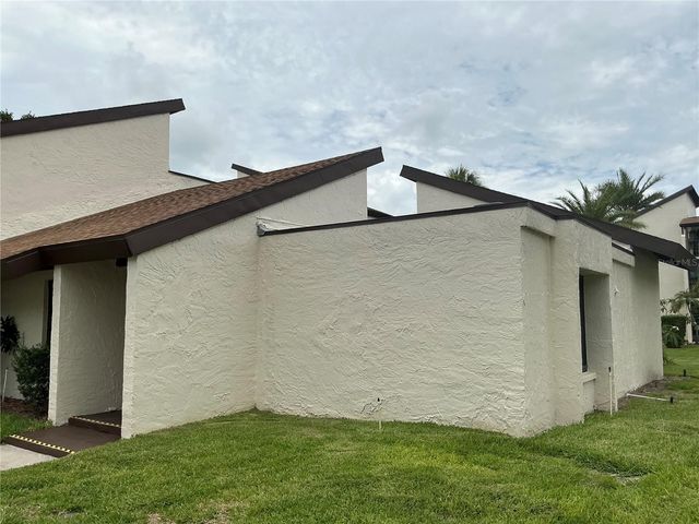 2207 BELLEAIR ROAD B22, Clearwater, FL 33764