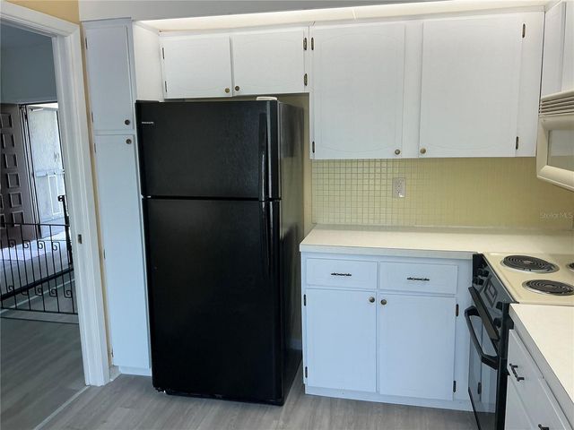 2207 BELLEAIR ROAD B22, Clearwater, FL 33764