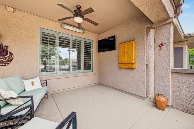 16442 W DESERT LILY Drive, Surprise, AZ 85387