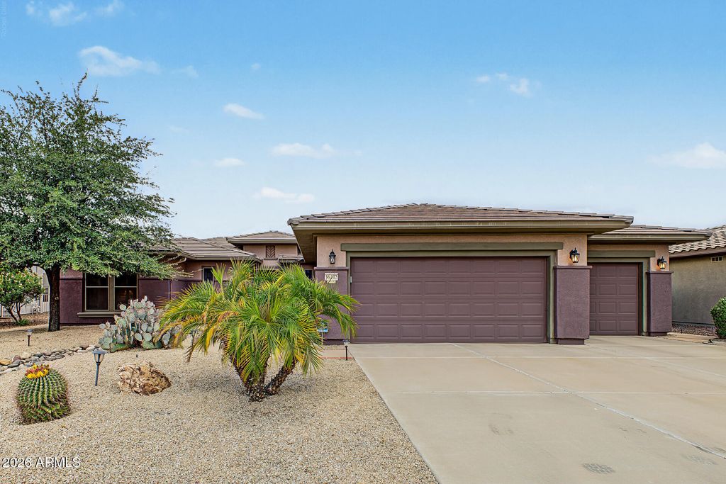 16442 W DESERT LILY Drive, Surprise, AZ 85387 — photo 2