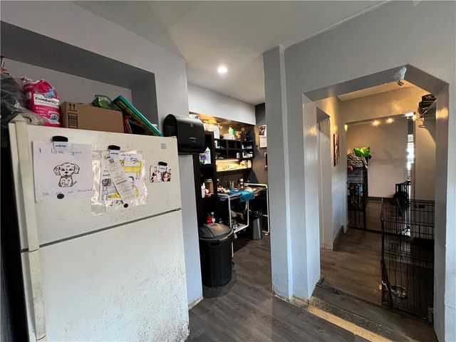 99 S 10th St, South Side, PA 15203