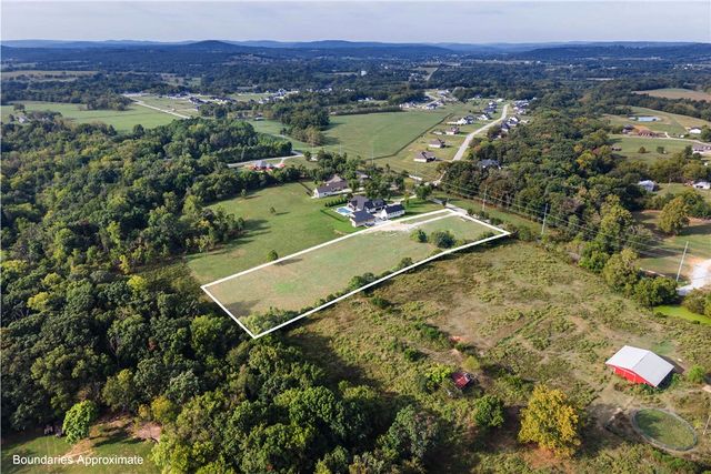 1260 Blue Springs Road, Goshen, AR 72703