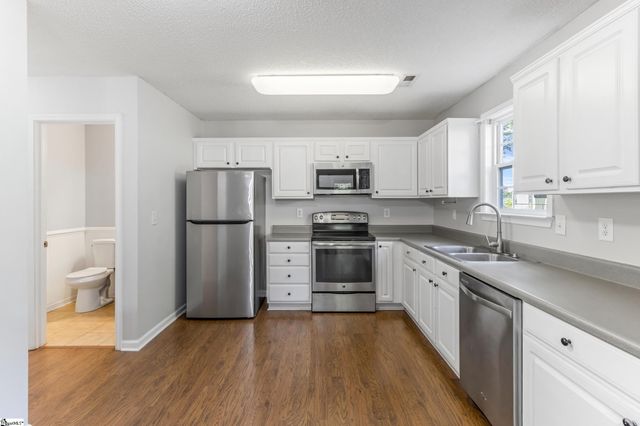 532 Tut Court, Woodruff, SC 29388