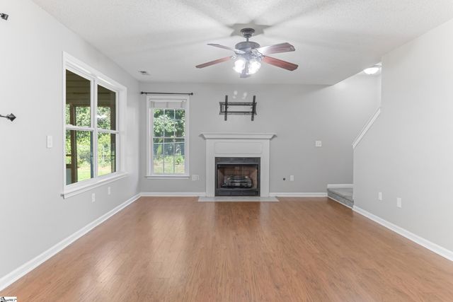 532 Tut Court, Woodruff, SC 29388