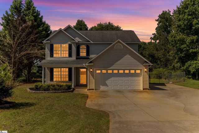 532 Tut Court, Woodruff, SC 29388