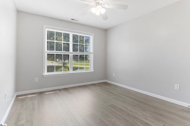 532 Tut Court, Woodruff, SC 29388