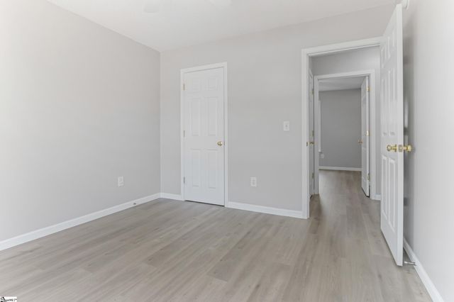 532 Tut Court, Woodruff, SC 29388