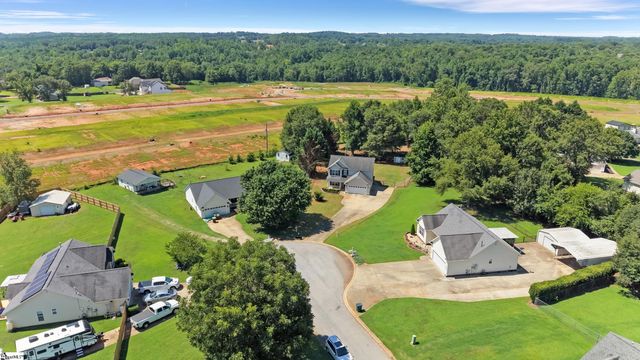 532 Tut Court, Woodruff, SC 29388