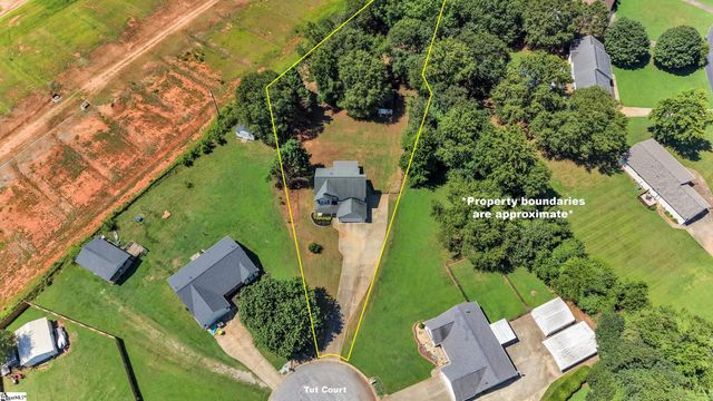 532 Tut Court, Woodruff, SC 29388
