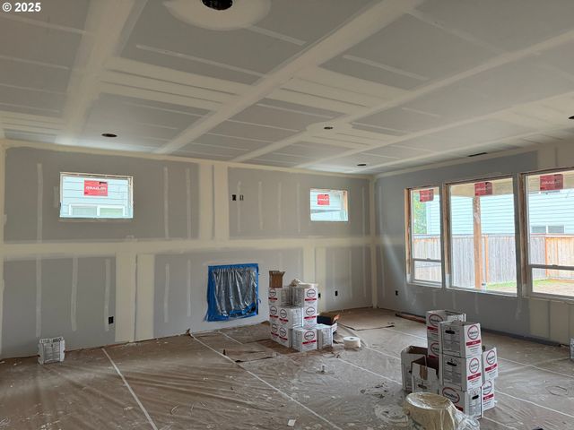 1750 N Oak St, Canby, OR 97013