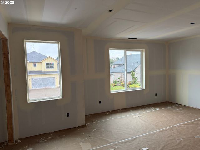 1750 N Oak St, Canby, OR 97013