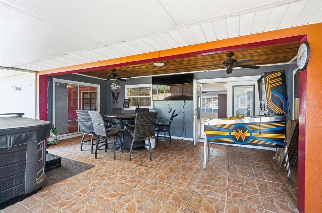 Image 25 of property listing at 1071 ANGORA STREET, Deltona, FL 32725