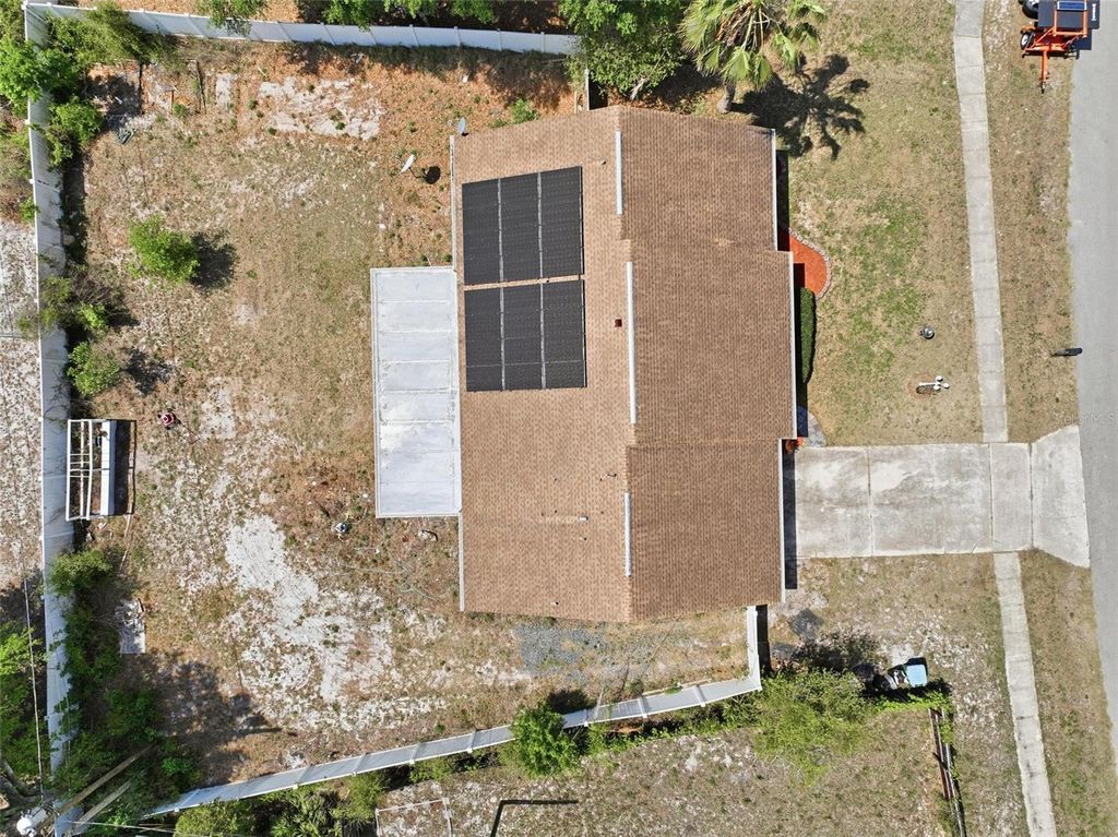 Image 39 of property listing at 1071 ANGORA STREET, Deltona, FL 32725