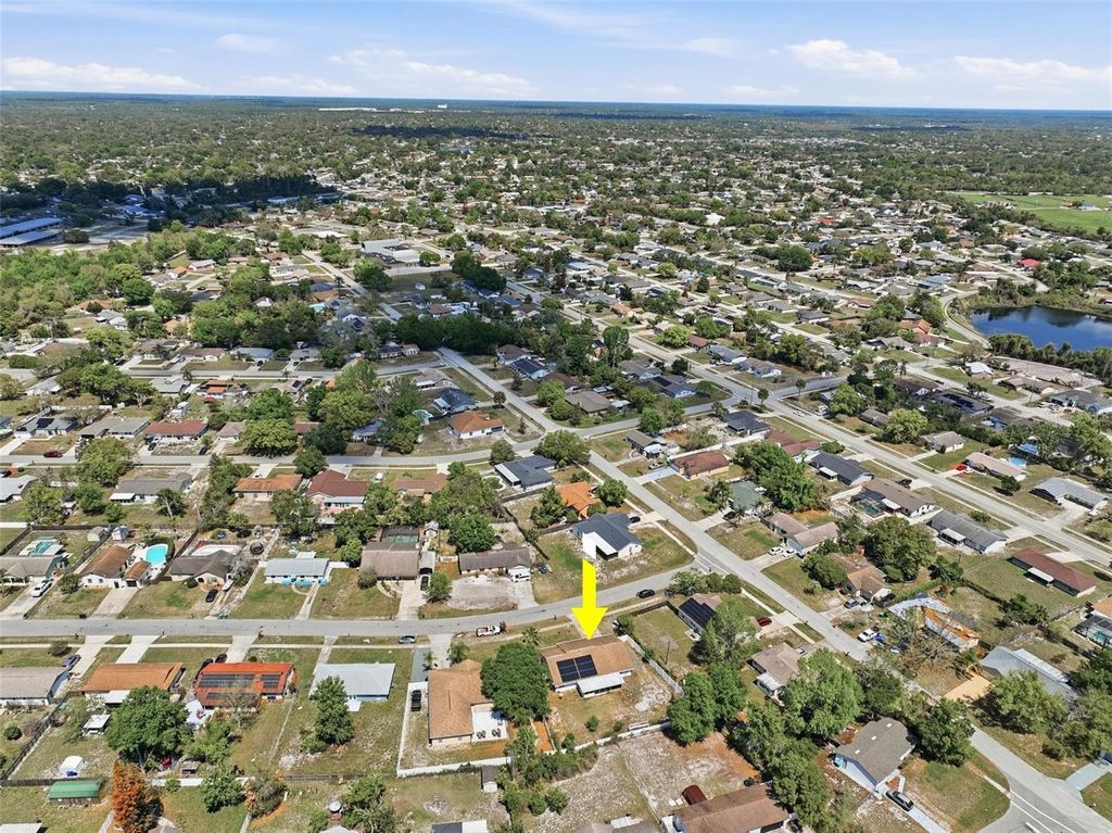 Image 42 of property listing at 1071 ANGORA STREET, Deltona, FL 32725