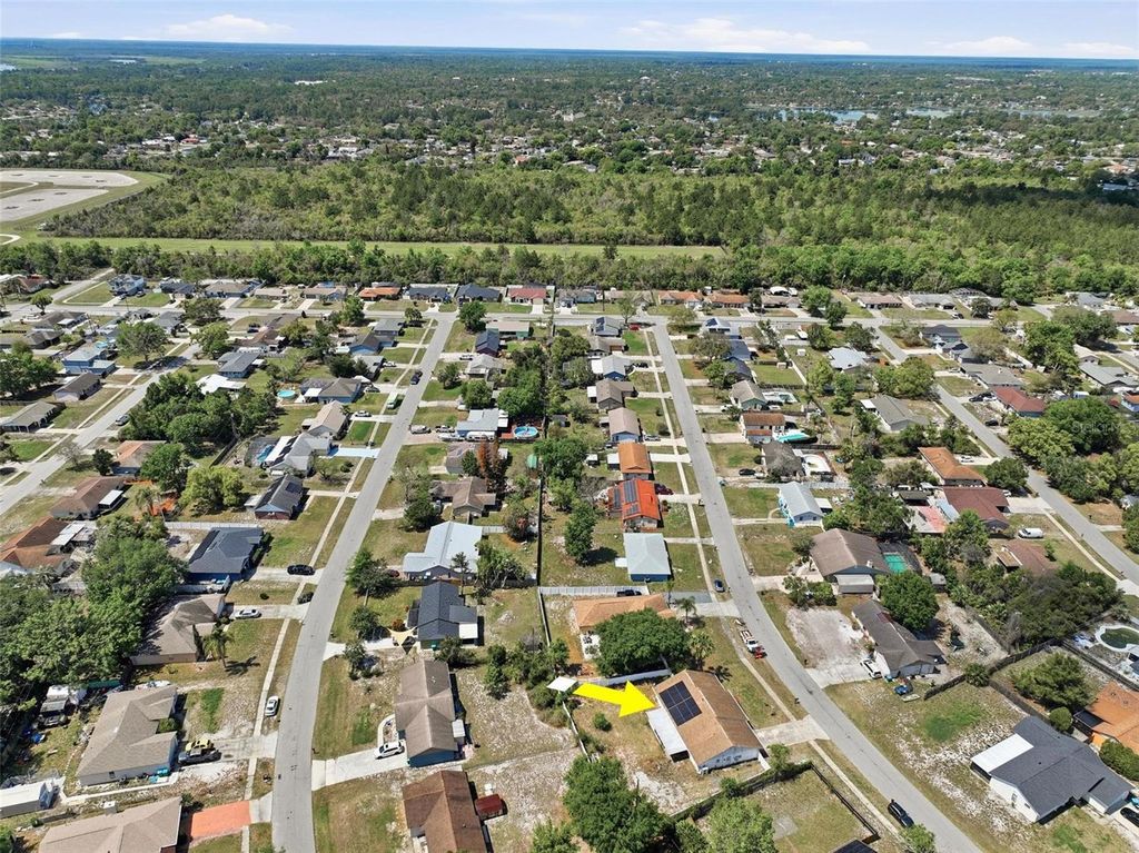 Image 43 of property listing at 1071 ANGORA STREET, Deltona, FL 32725