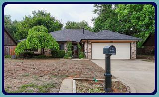 208 SE 30th Street, Moore, OK 73160