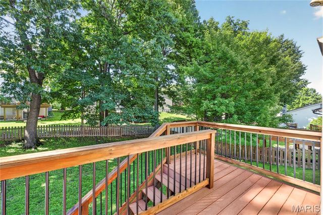 18 Eagle Chase Court, St Peters, MO 63376