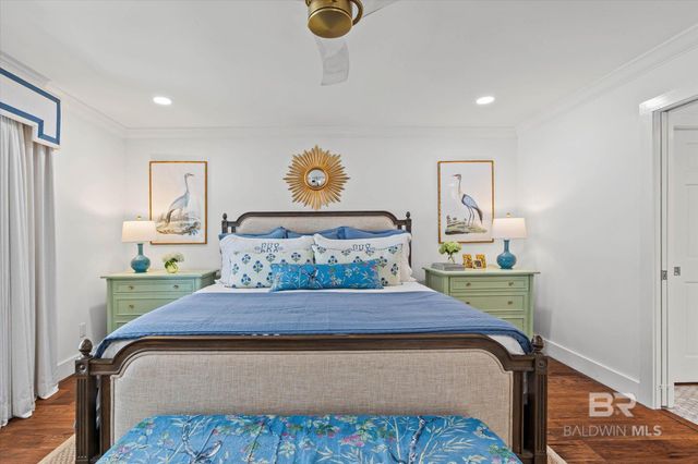 653 Fairhope Avenue, Fairhope, AL 36532