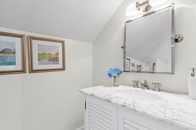 653 Fairhope Avenue, Fairhope, AL 36532