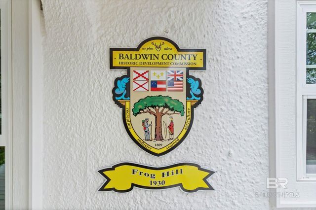 653 Fairhope Avenue, Fairhope, AL 36532