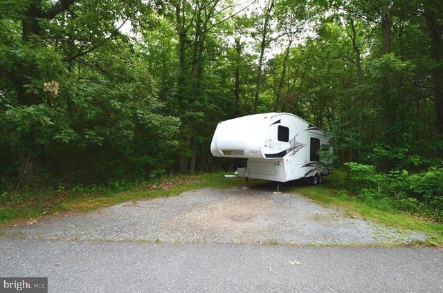 1527 SNUG HARBOR RD, Shady Side, MD 20764