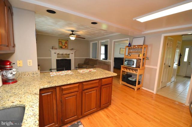 1527 SNUG HARBOR RD, Shady Side, MD 20764
